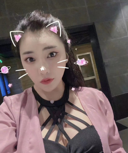 铁西年轻小姐姐